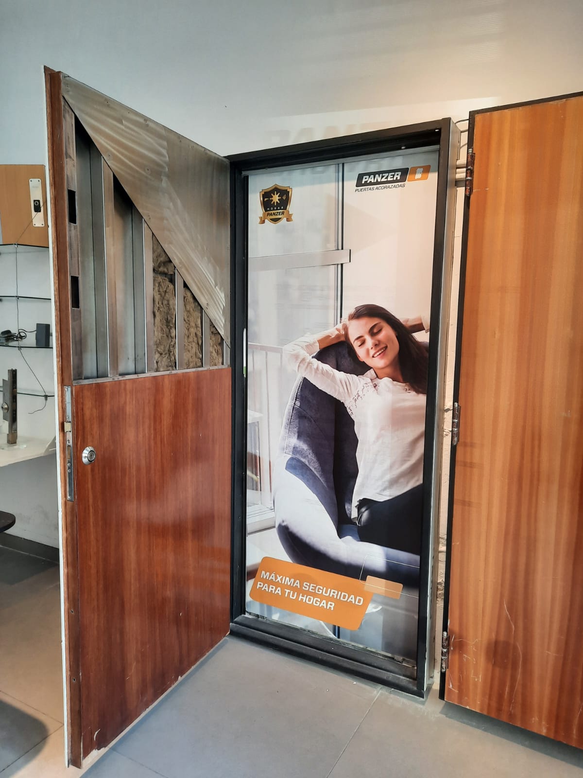 Puerta acorazada - interior 1
