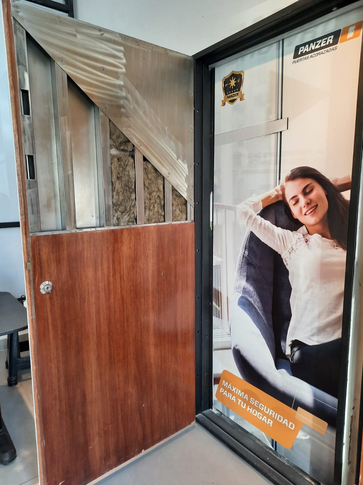 Puerta acorazada - interior 2
